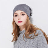 La boutique du chapeau bonnet Bonnet femme en laine brodé en strass