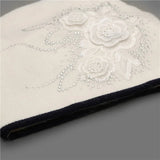 La boutique du chapeau Bonnet en laine avec pompon pour femme : look hivernal tendance