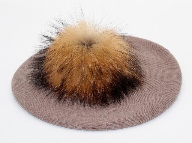 Paris-Chapeau béret Khaki Béret en laine et son pompon en fourrure de renard