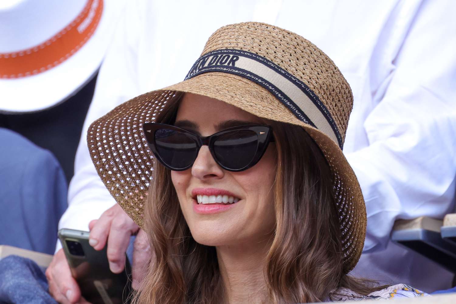 Chapeaux et Cheveux : Conseils pour les Journées Ventées - La boutique du chapeau