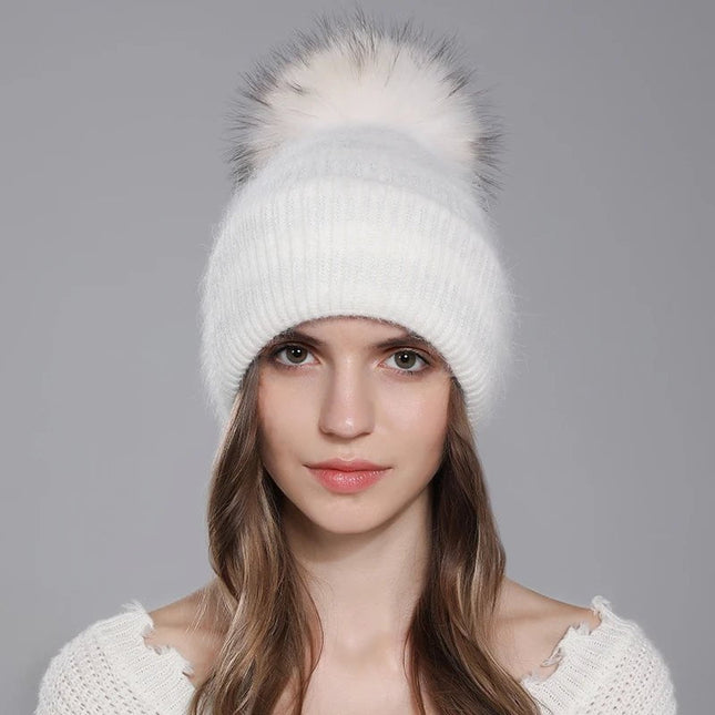 Bonnet femme chaud en angora - Blanc - Ajustable (du 54 au 59) | La boutique du chapeau
