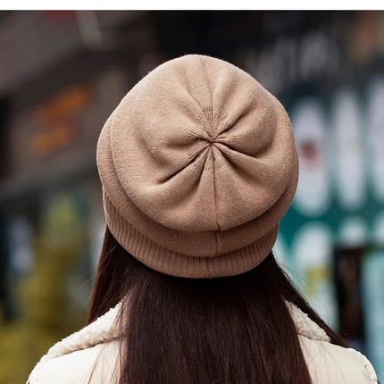 Bonnet femme tendance - Blanc - Ajustable (du 54 au 59) | La boutique du chapeau