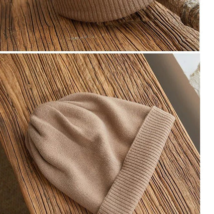 Bonnet femme tendance - Blanc - Ajustable (du 54 au 59) | La boutique du chapeau
