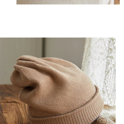Bonnet femme tendance - Blanc - Ajustable (du 54 au 59) | La boutique du chapeau
