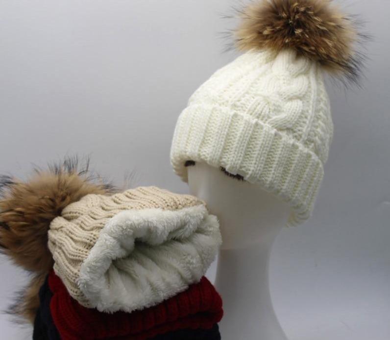 BONNET ROSE DOUBLÉ polaire avec pompon et avec laine neuf (li) EUR 9,00 - FR BONNET ROSE DOUBLÉ polaire avec pompon et avec laine neuf (li) EUR 9,00 - FR