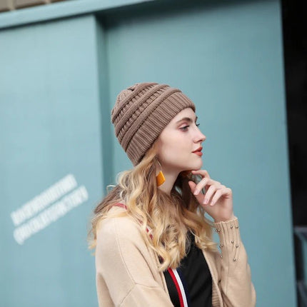 Bonnet pour femme automne - hiver - Rouge - Ajustable (du 54 au 59) | La boutique du chapeau