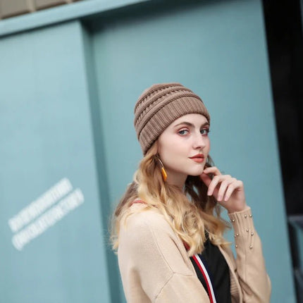Bonnet pour femme automne - hiver - Rouge - Ajustable (du 54 au 59) | La boutique du chapeau