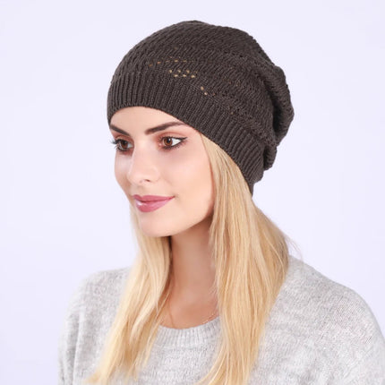 Bonnet tendance pour femme - Noir - Ajustable (du 54 au 59) | La boutique du chapeau
