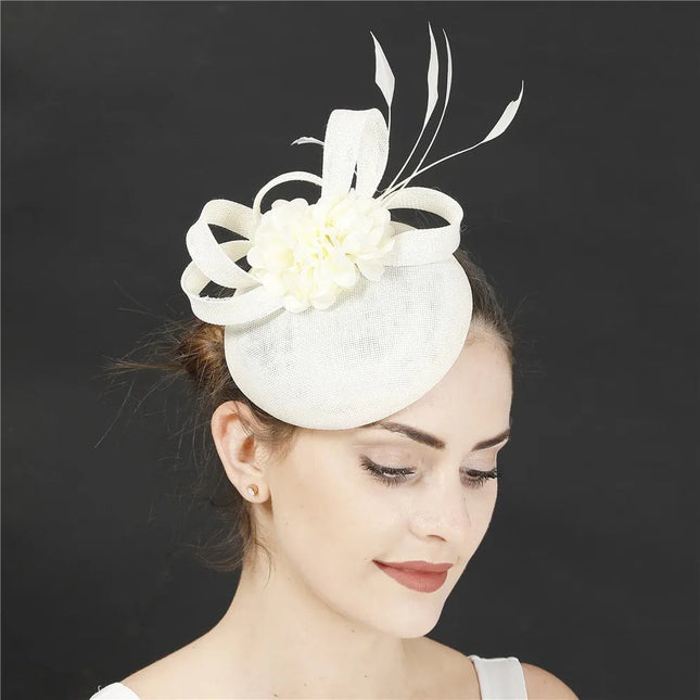 Chapeau Fascinator Brodé - Beige - | La boutique du chapeau