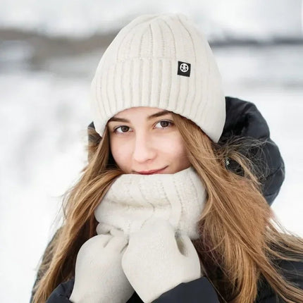 Ensemble bonnet gants et écharpe en velours - Blanc - Ajustable (du 54 au 59) | La boutique du chapeau