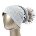 Paris-Chapeau bonnet Gris clair  B Bonnet et pompon multi-couleur