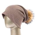 Paris-Chapeau bonnet Khaki clair A Bonnet et pompon multi-couleur