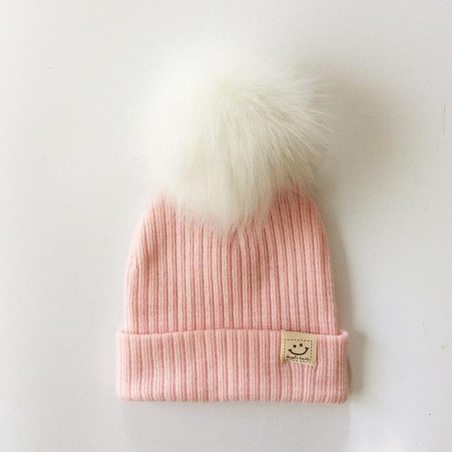 Paris-Chapeau bonnet rose-1 Bonnet enfant avec pompon