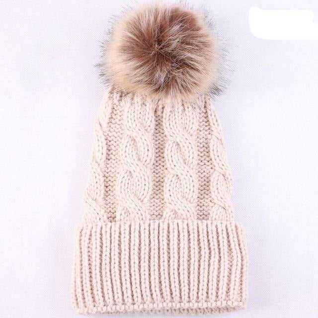Paris-Chapeau. PSM GROUP.LLC  bonnet & skullies Beige Bonnet de Laine Souple Crochet